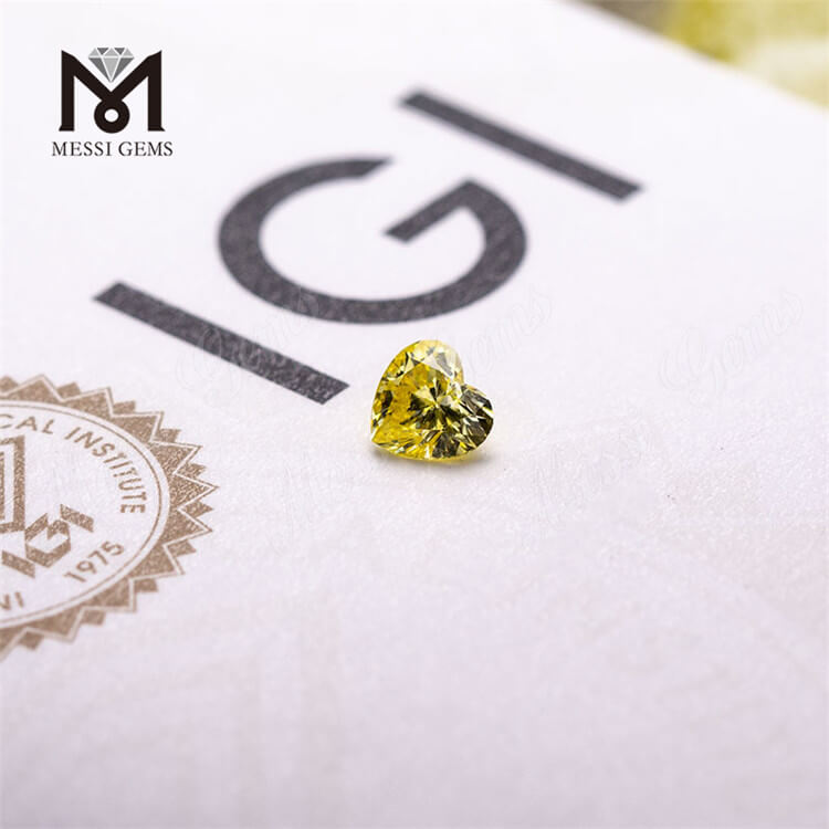 1,03 karat FANCY INTENSE GUL farve HEART hpht lab dyrket diamant
